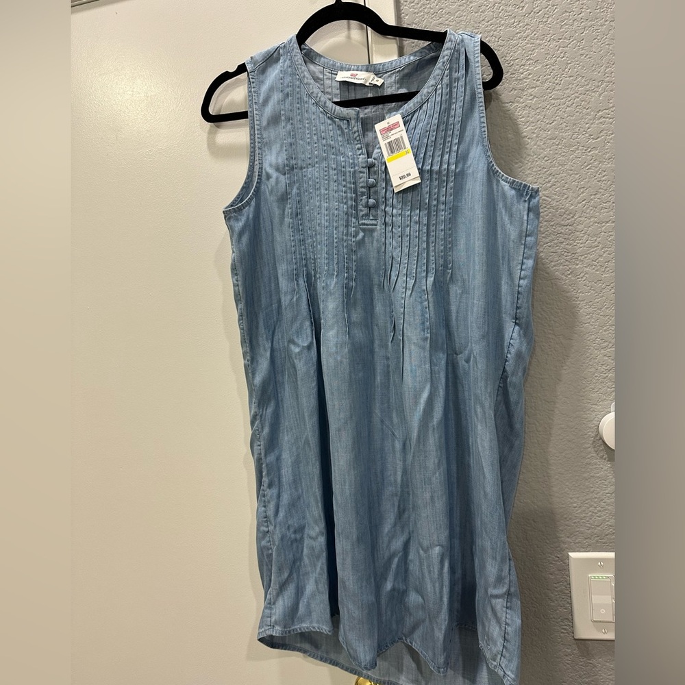 NWT Vineyard Vines Chambray Pintuck Dress in Jake Blue